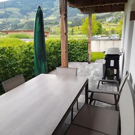 Alpin Residenzen 12 *